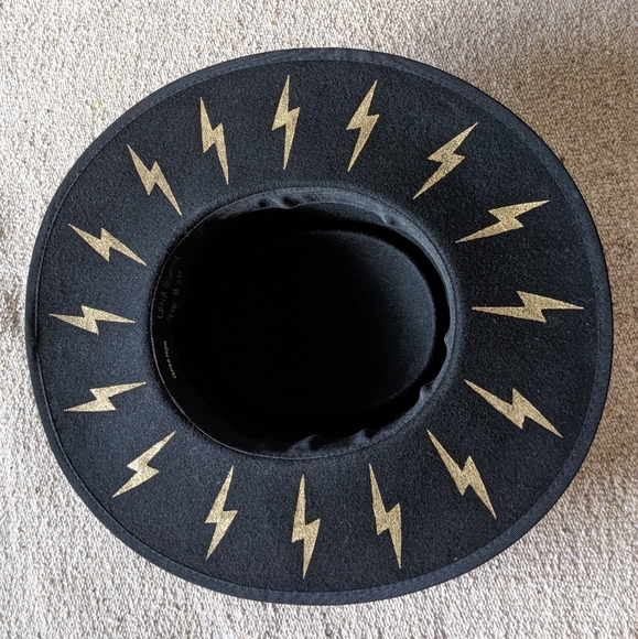 Luna Blum x Olive & Pique OOAK Hand Painted Lightning Bolt Wool Black Hat - Picture 13 of 16